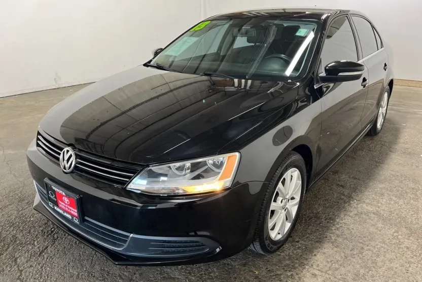 2013 Volkswagen Jetta 2.5L SE photo 1