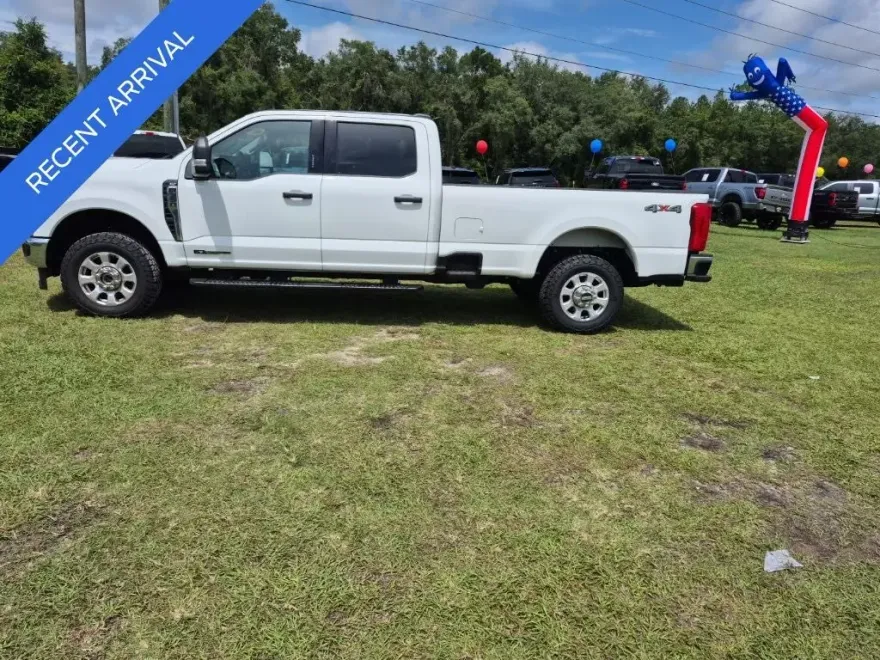 2024 Ford F-350 photo 1