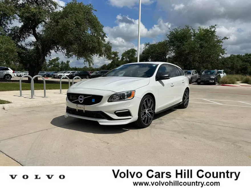 2018 Volvo V60 Polestar photo 1