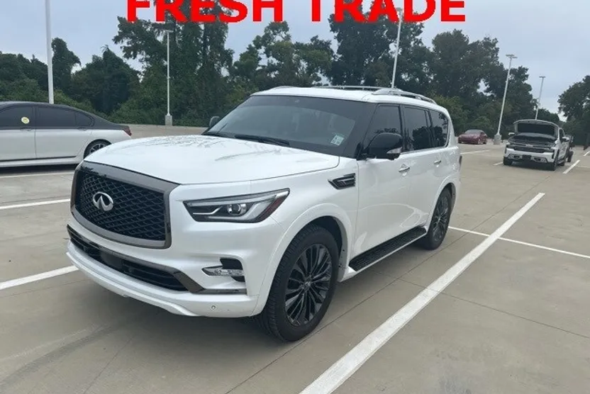 2021 Infiniti QX80 Premium Select photo 1