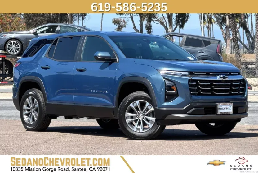 2025 Chevrolet Equinox LT photo 1