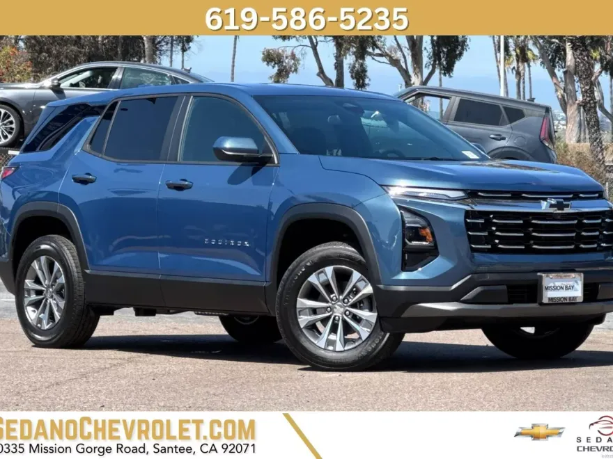 2025 Chevrolet Equinox LT photo 1