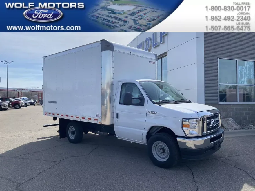 2023 Ford E-350 photo 1