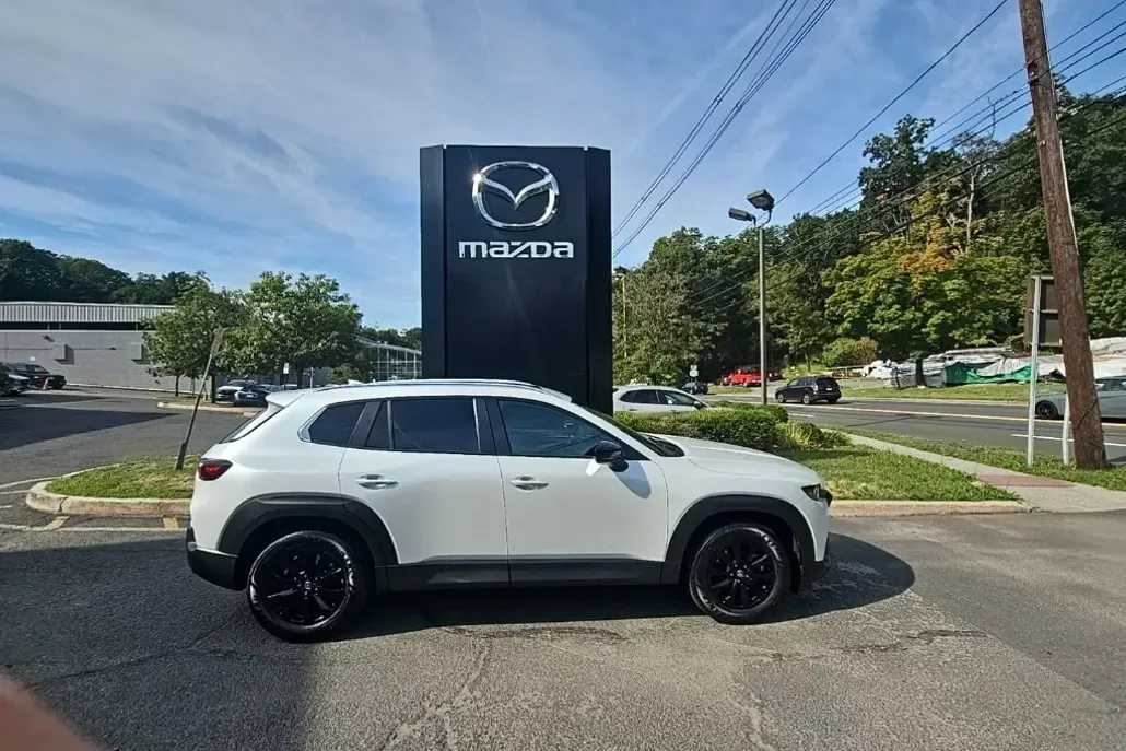 2025 Mazda CX-50 2.5 S Premium photo 1
