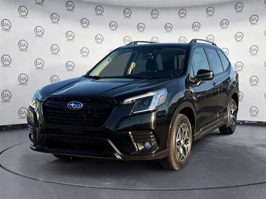 2022 Subaru Forester Premium photo 1