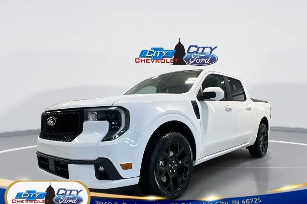 2025 Ford Maverick photo 1