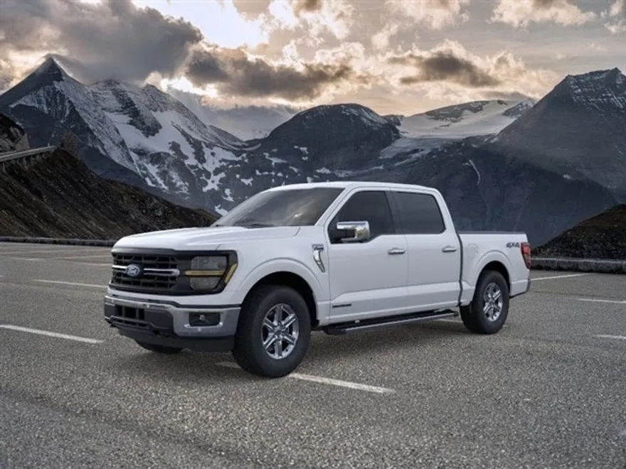 2025 Ford F-150 XLT photo 1
