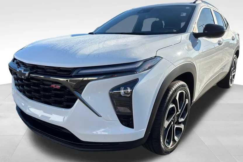 2024 Chevrolet Trax photo 1