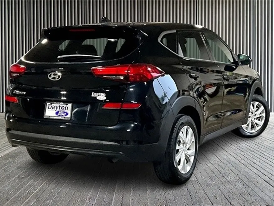 2021 Hyundai Tucson SE photo 1
