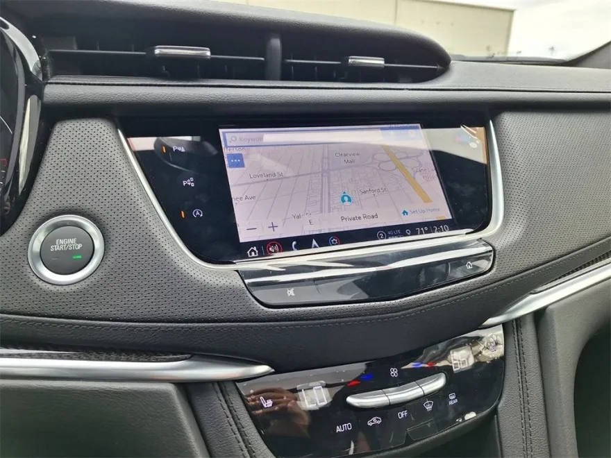 2025 Cadillac XT5 Sport photo 16