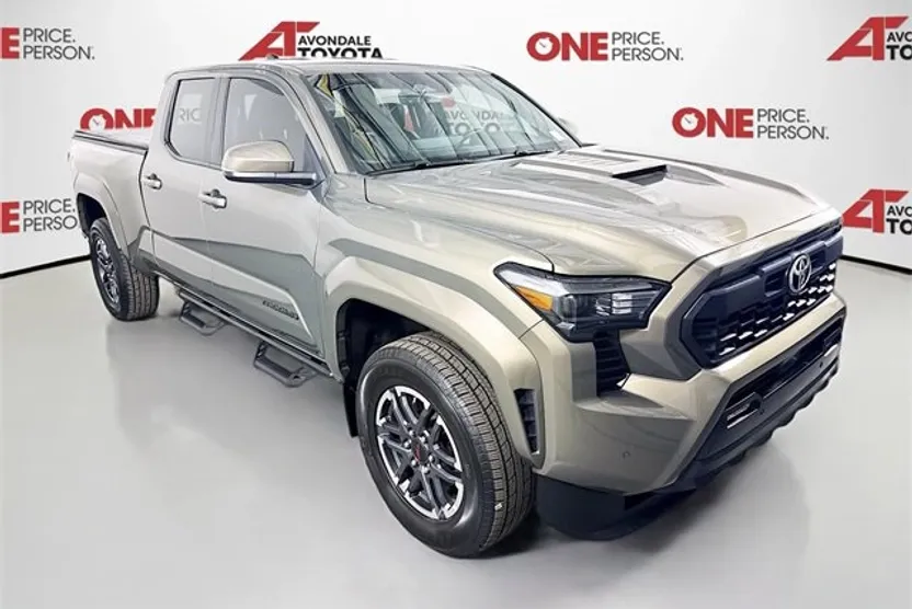 2024 Toyota Tacoma TRD Sport 4x4 photo 1