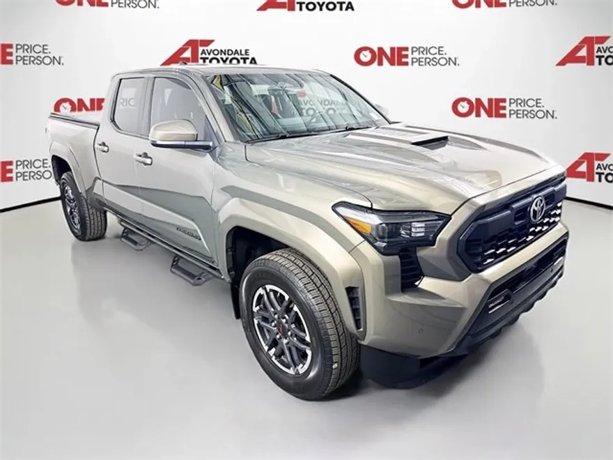 2024 Toyota Tacoma TRD Sport 4x4 photo 1