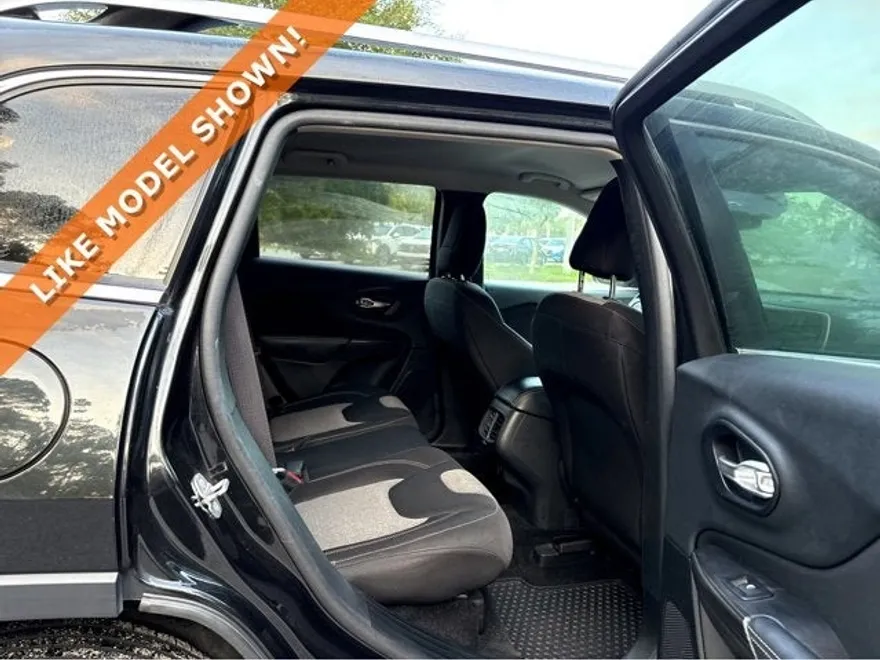 2014 Jeep Cherokee Latitude photo 1