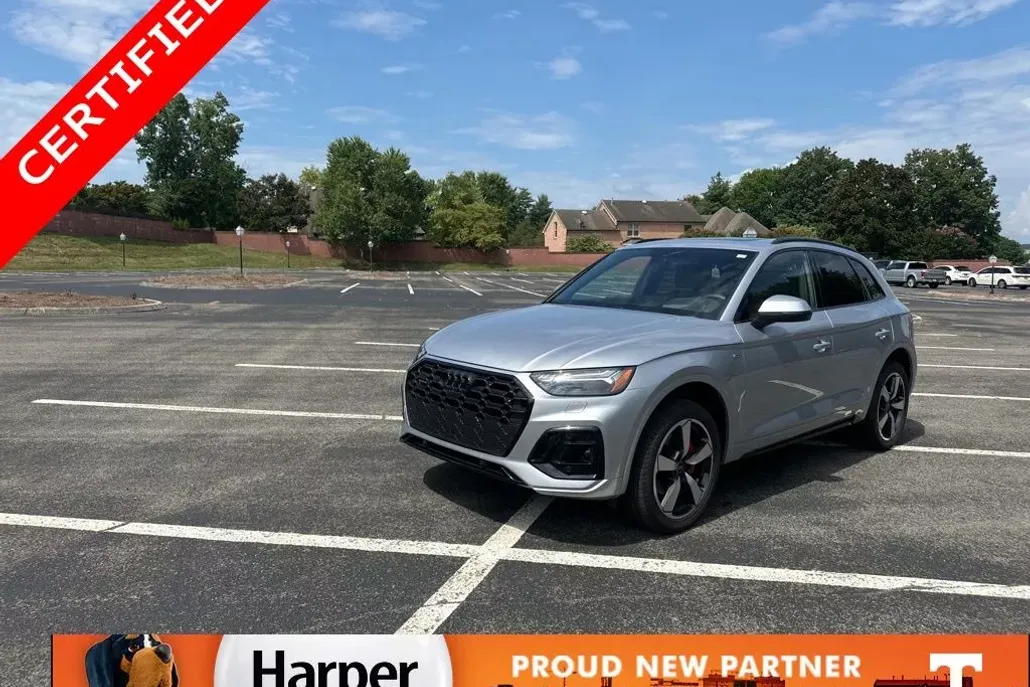 2024 Audi Q5 45 S line Prestige Premium photo 1