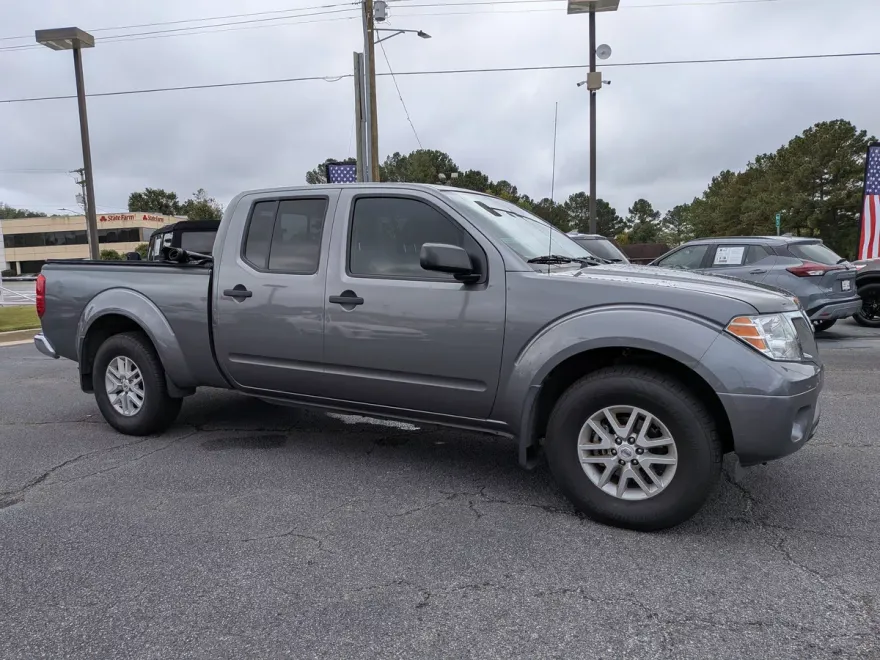 2021 Nissan Frontier SV photo 1