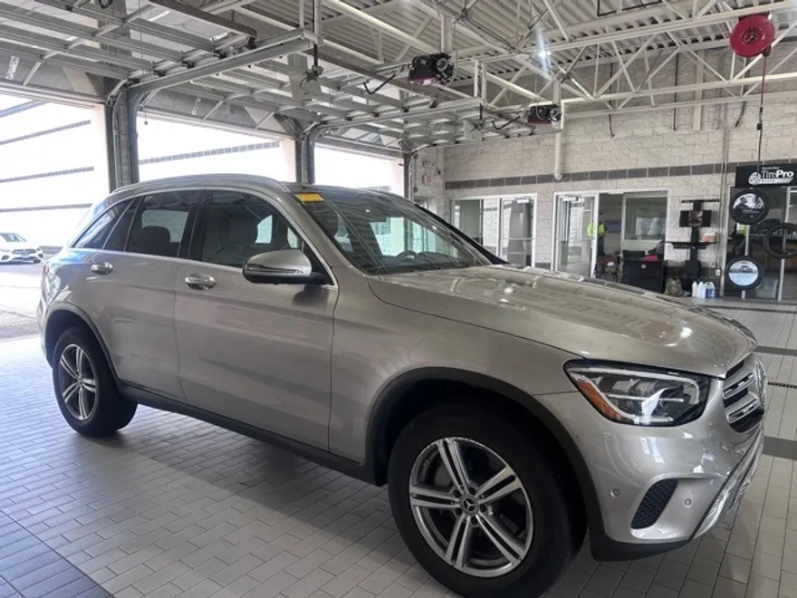2022 Mercedes Benz GLC 300 4MATIC photo 1