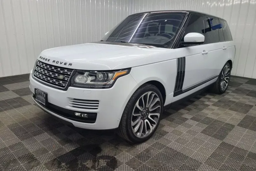 2016 Land Rover Range Rover SuperCharged photo 1