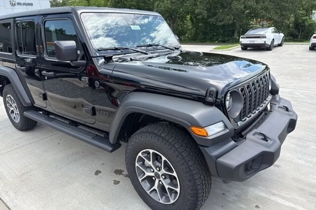 2025 Jeep Wrangler Sport S photo 1