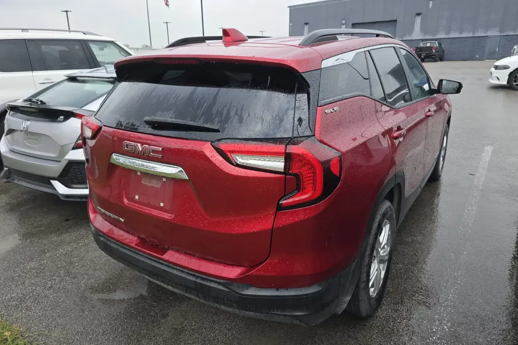2023 Gmc Terrain SLE photo 1