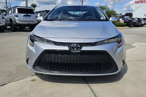 2020 Toyota Corolla L photo 2