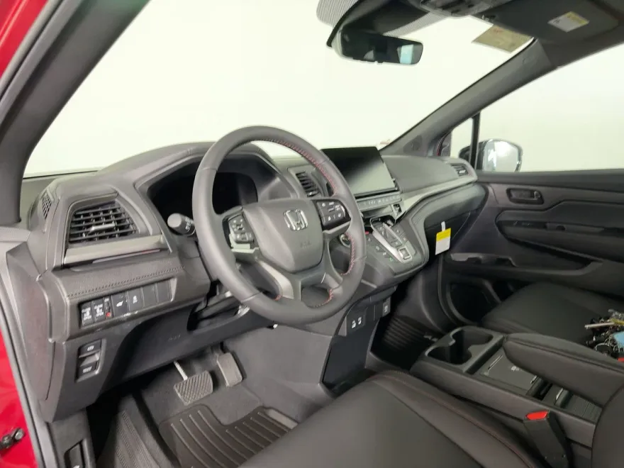 2025 Honda Odyssey photo 1