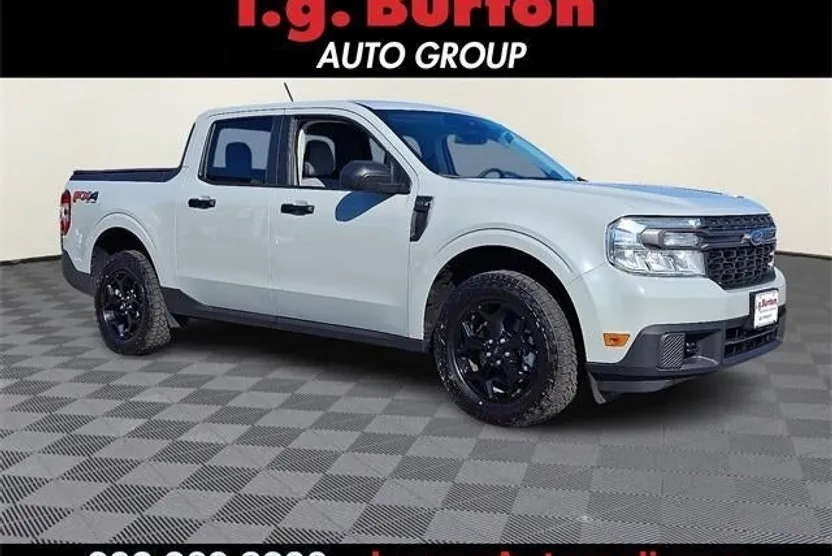 2024 Ford Maverick XLT photo 1