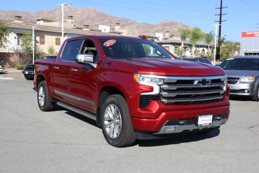 2022 Chevrolet Silverado 1500 High Country photo 1
