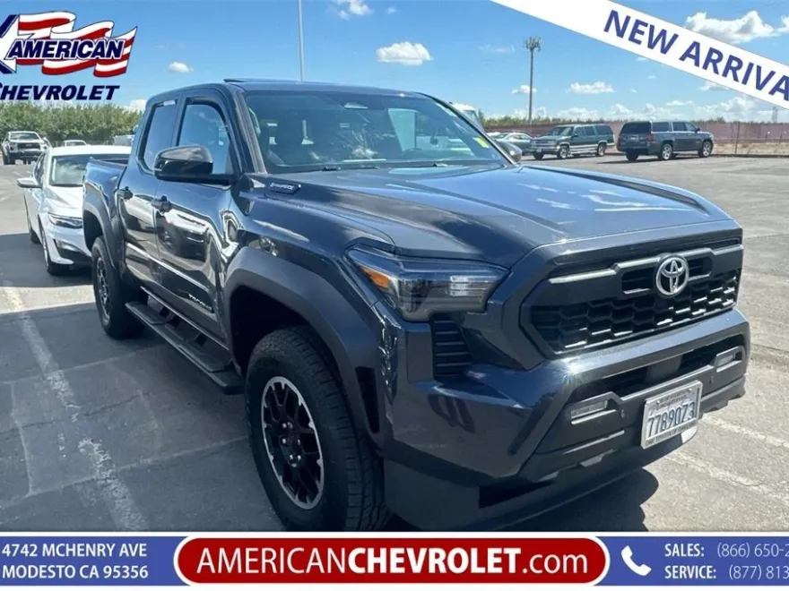 2024 Toyota Tacoma 4x4 TRD Sport photo 1