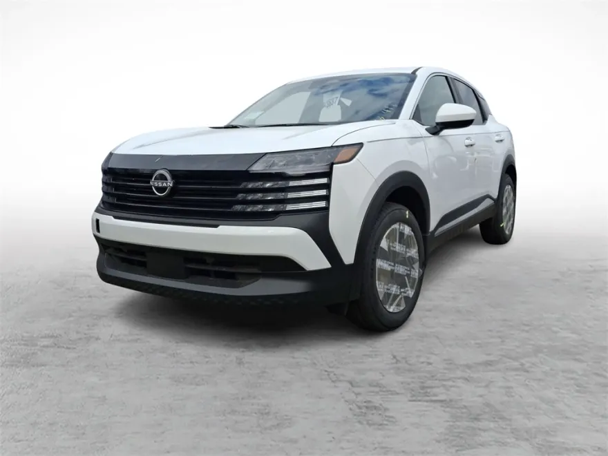 2025 Nissan Kicks SV photo 1