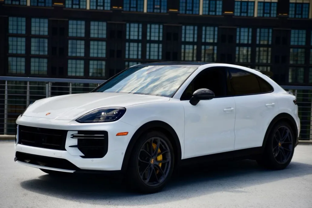 2025 Porsche Cayenne Coupe Turbo GT photo 1