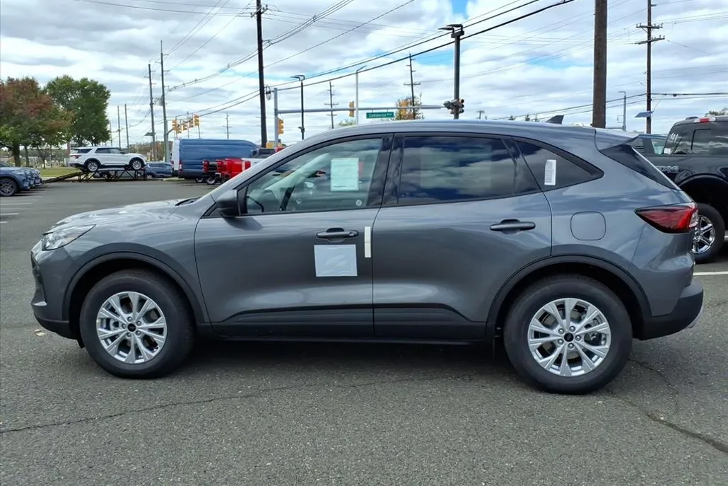 2025 Ford Escape Active photo 1