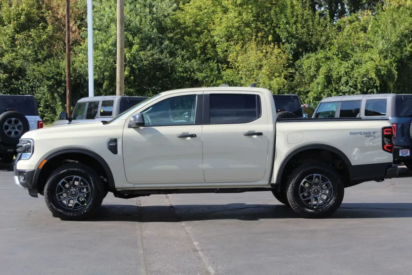 2025 Ford Ranger XLT photo 1