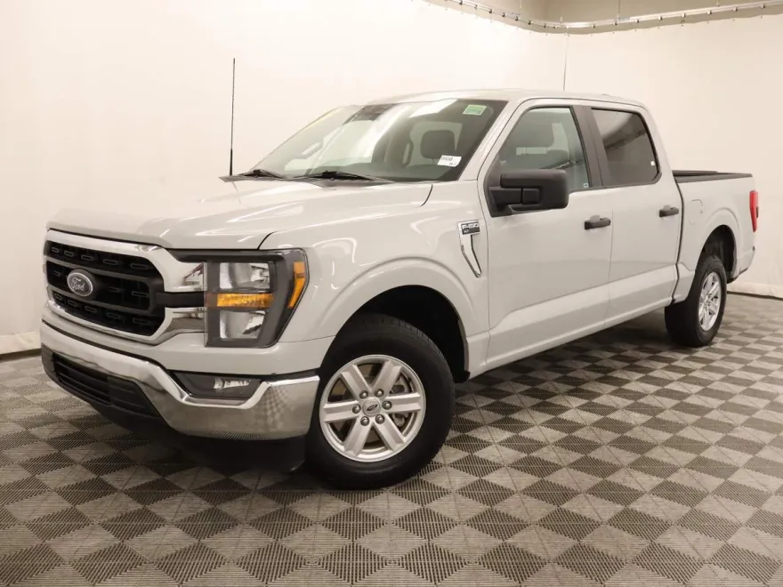 2023 Ford F-150 XLT photo 1