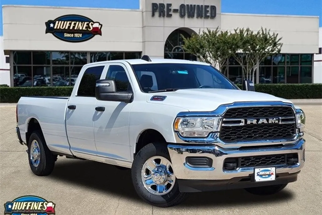 2024 Ram 2500 Tradesman photo 1