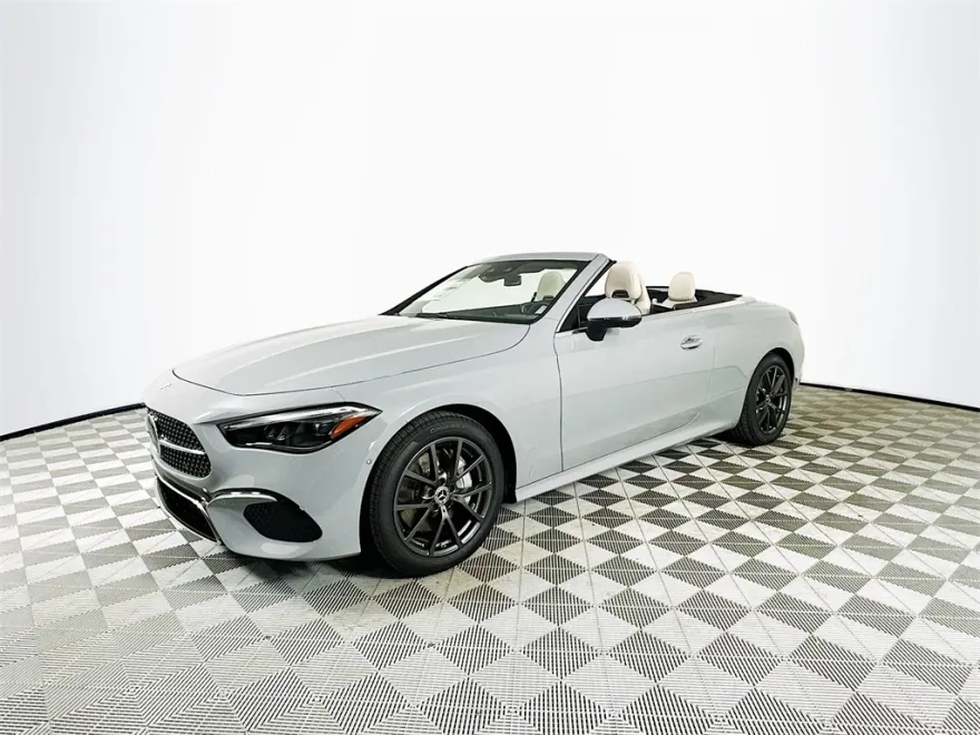 2026 Mercedes Benz CLE 300 4MATIC Cabriolet photo 2