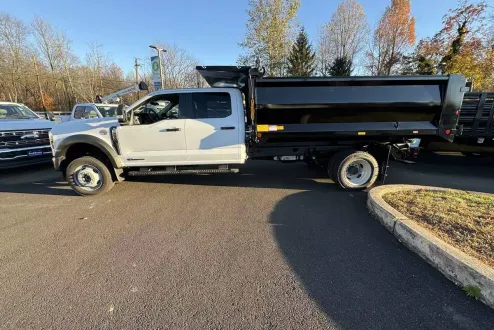 2024 Ford F-450 XL photo 2