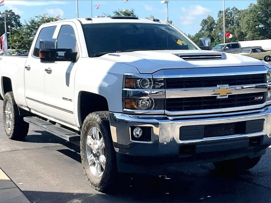 2017 Chevrolet Silverado 2500HD LTZ photo 1