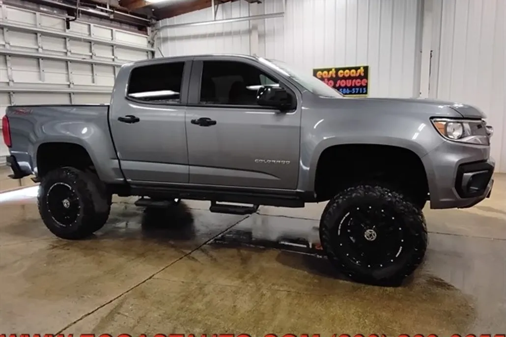 2022 Chevrolet Colorado Z71 photo 1
