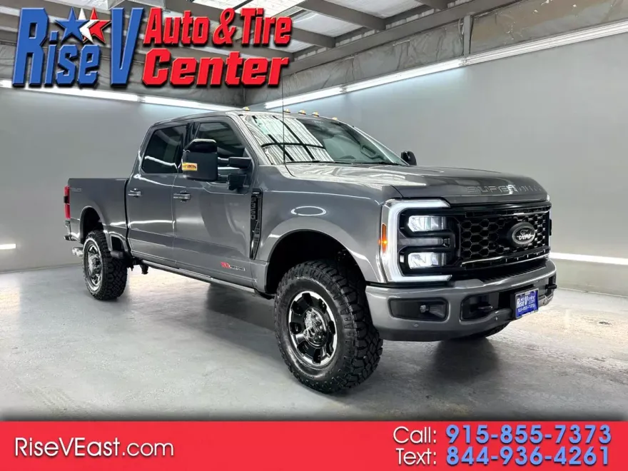 2025 Ford F-350 Lariat photo 1
