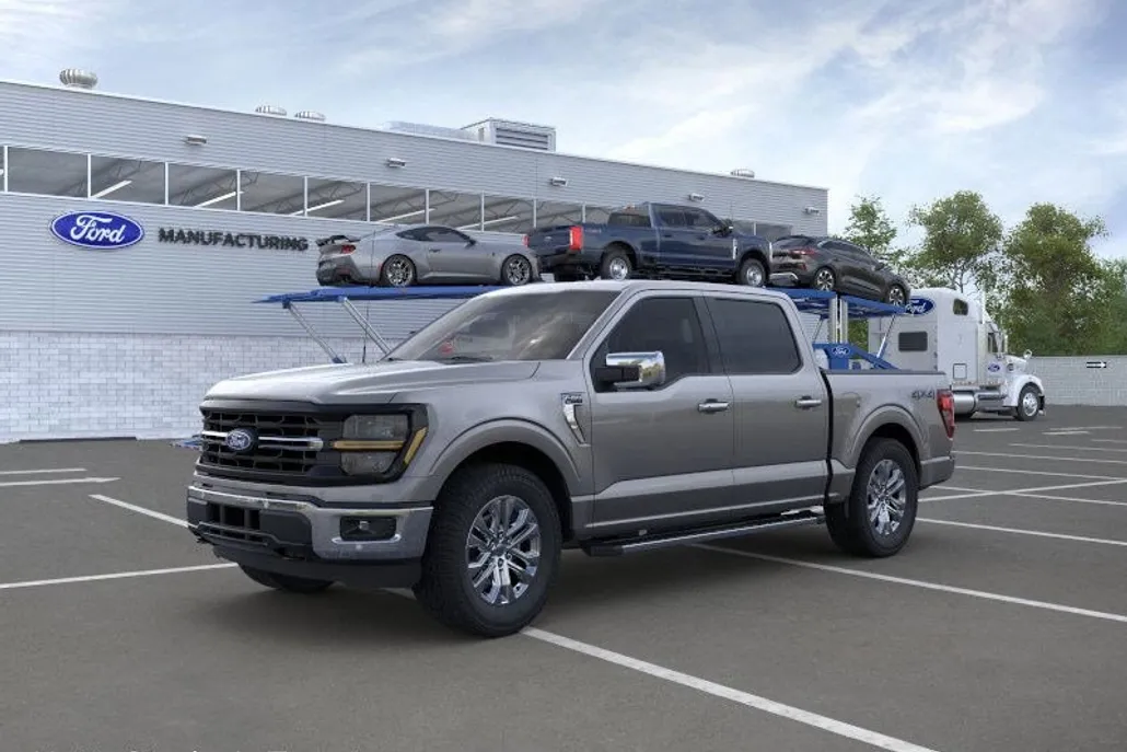 2025 Ford F-150 XLT photo 1