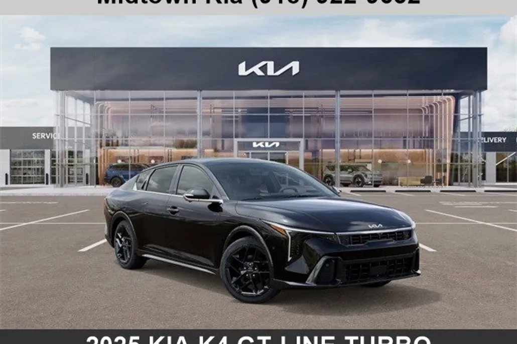 2025 Kia K4 GT-Line Turbo photo 1