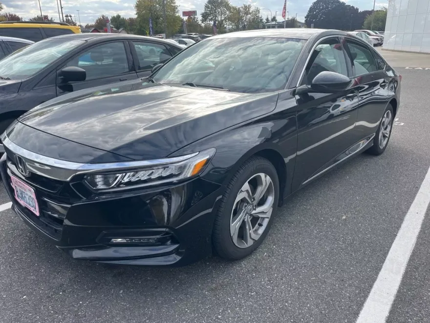 2018 Honda Accord EX photo 1