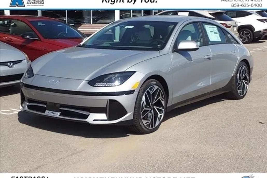 2024 Hyundai Ioniq 6 SEL photo 1