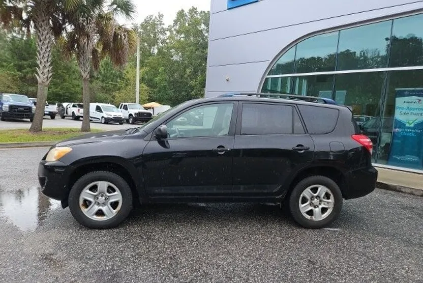 2011 Toyota RAV4 Base photo 1