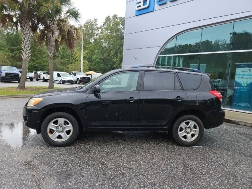 2011 Toyota RAV4 Base photo 1