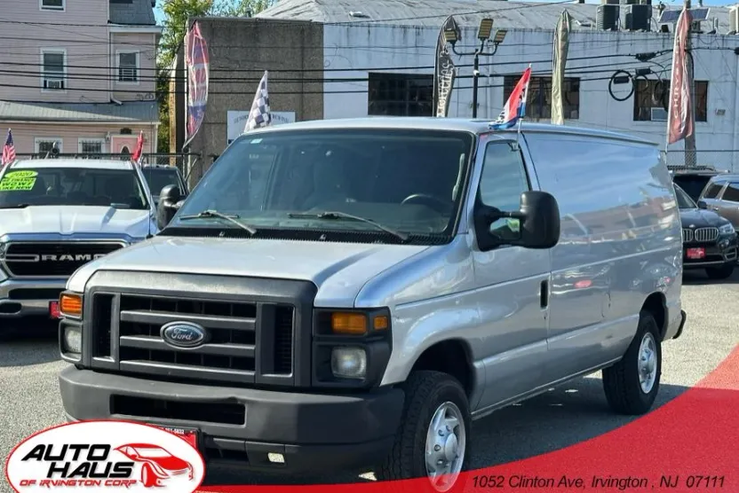 2012 Ford E-150 photo 1