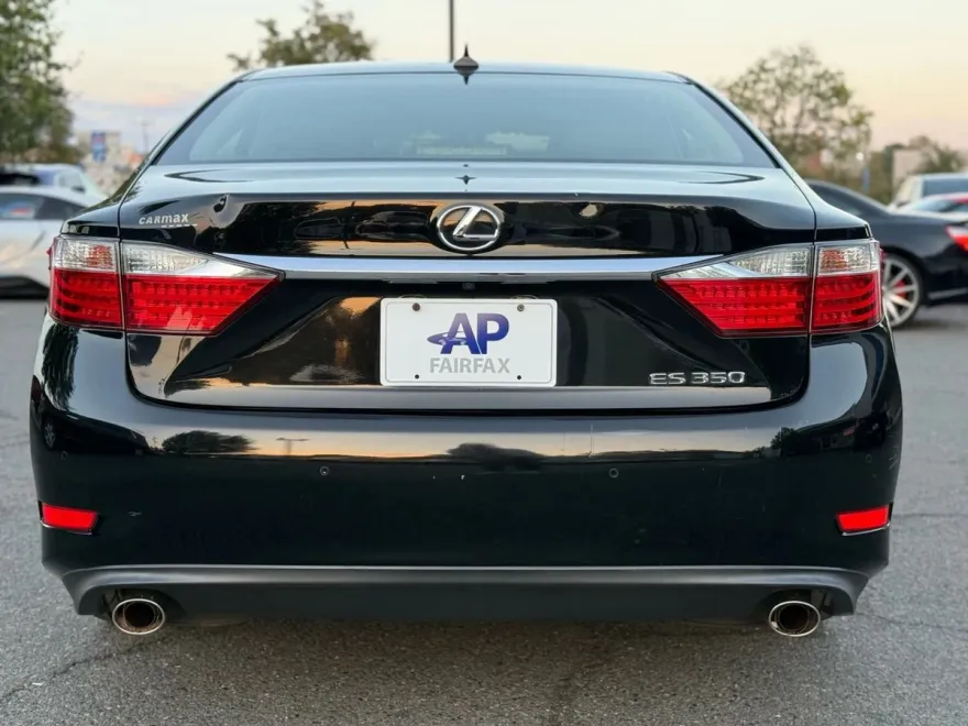 2014 Lexus ES 350 photo 1