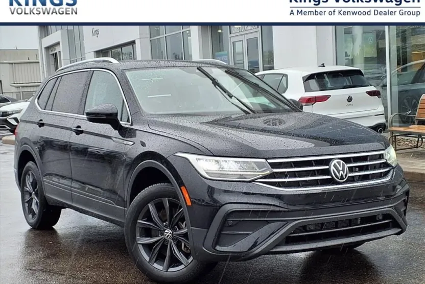 2022 Volkswagen Tiguan SE photo 1