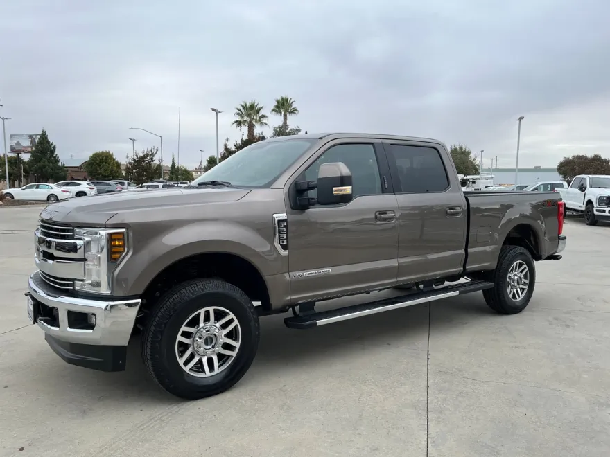 2019 Ford F-250 Lariat photo 1