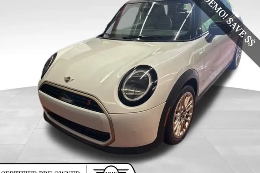 2025 Mini Cooper Signature photo 1